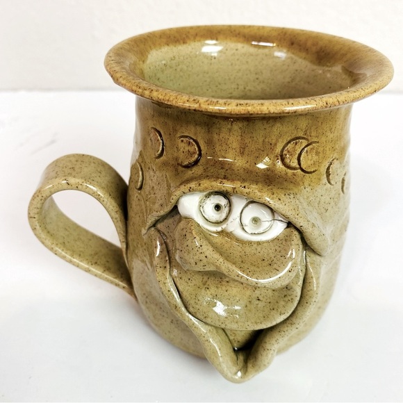 Pretty Ugly Pottery Made In Wales 3D Silly Face Mug - Picture 1 of 7